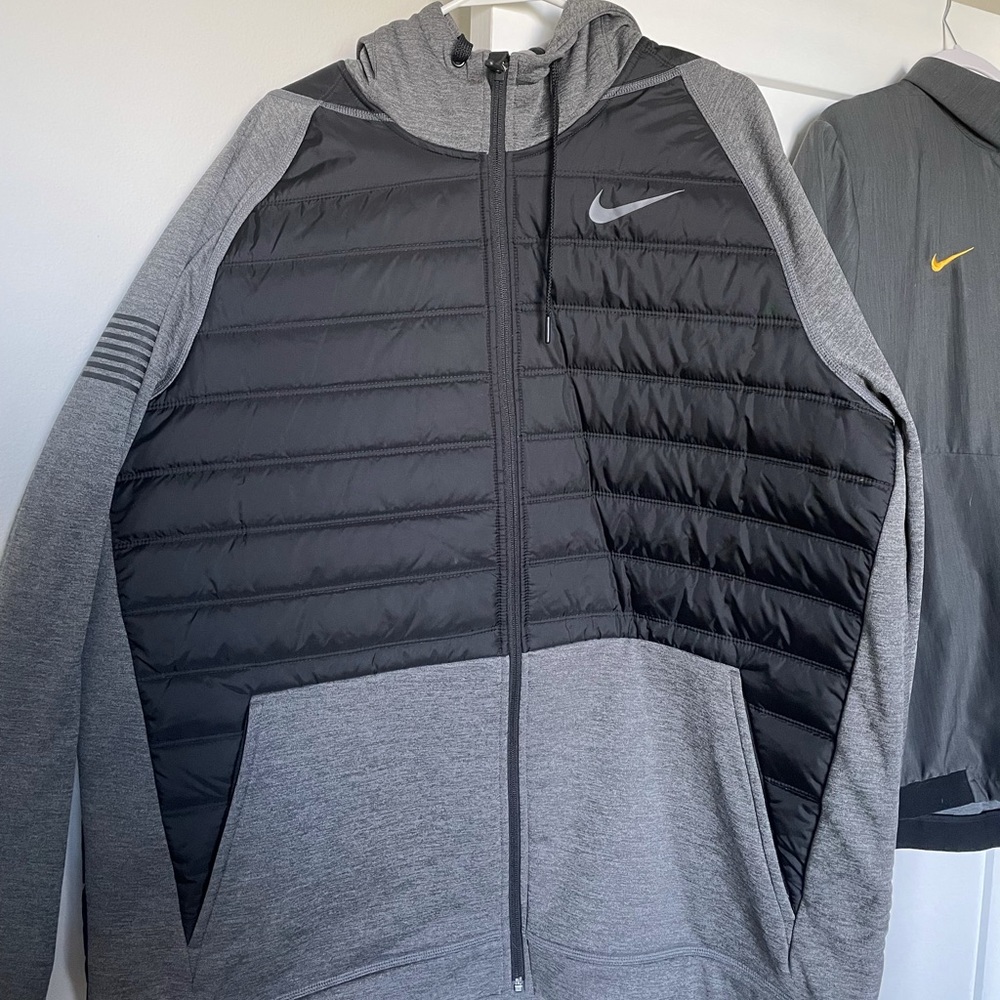Iowa Hawkeye Football lightweight puffer coat